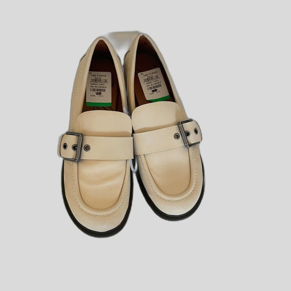Zodiac Renee Ivory Embellished Faux Leather Loafers Size 9.5 NWOB